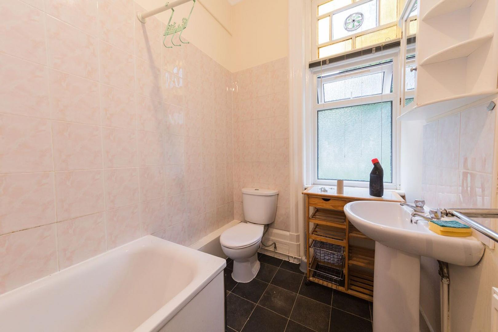 Located on the ground floor with direct access to a shared garden Coleridge Road , Crouch End